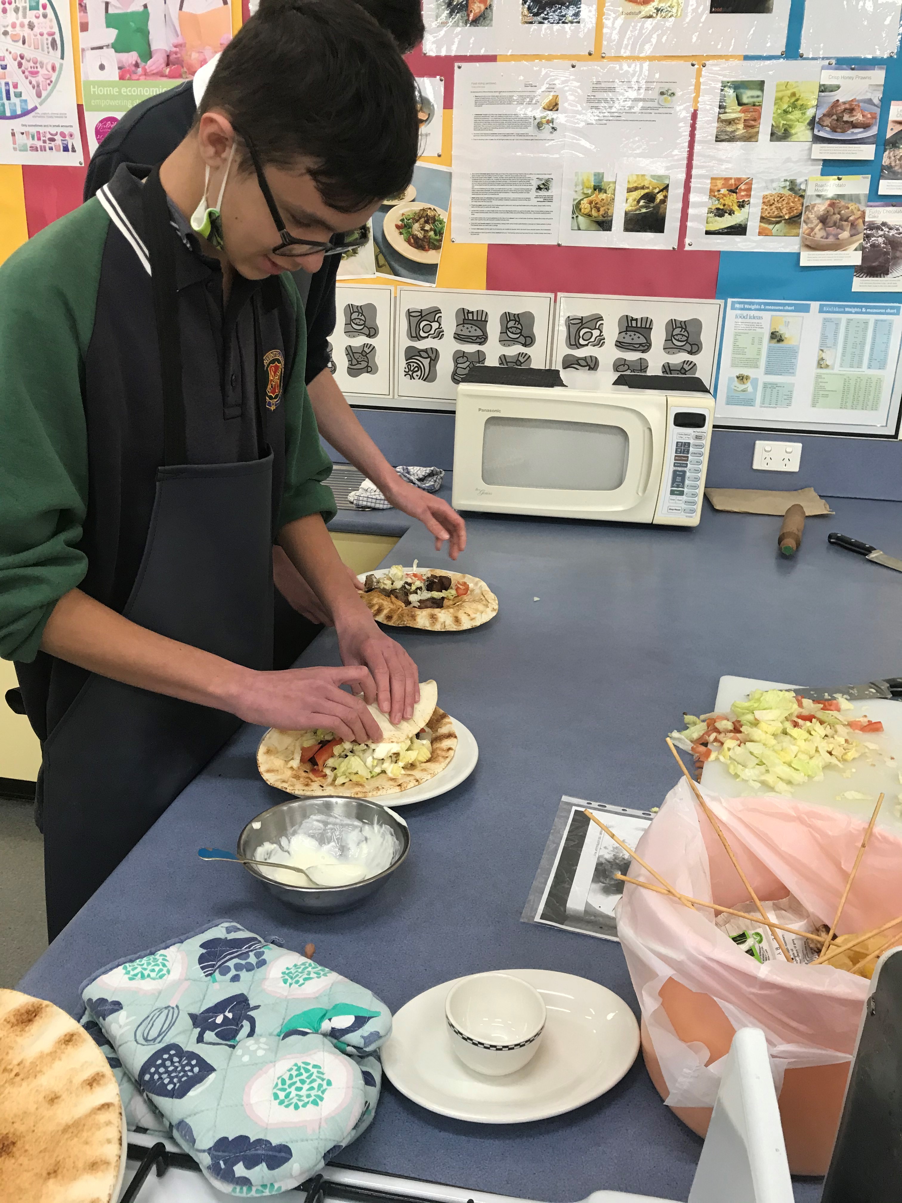 /uploaded_files/media/gallery/1626836167souvlaki 3.jpg